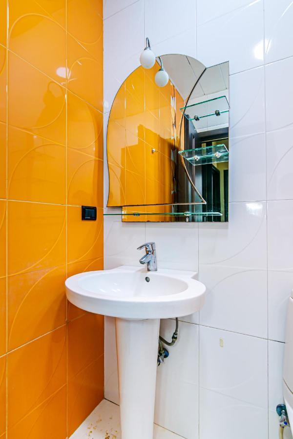Lovely Sweet Apartment Баку Екстер'єр фото